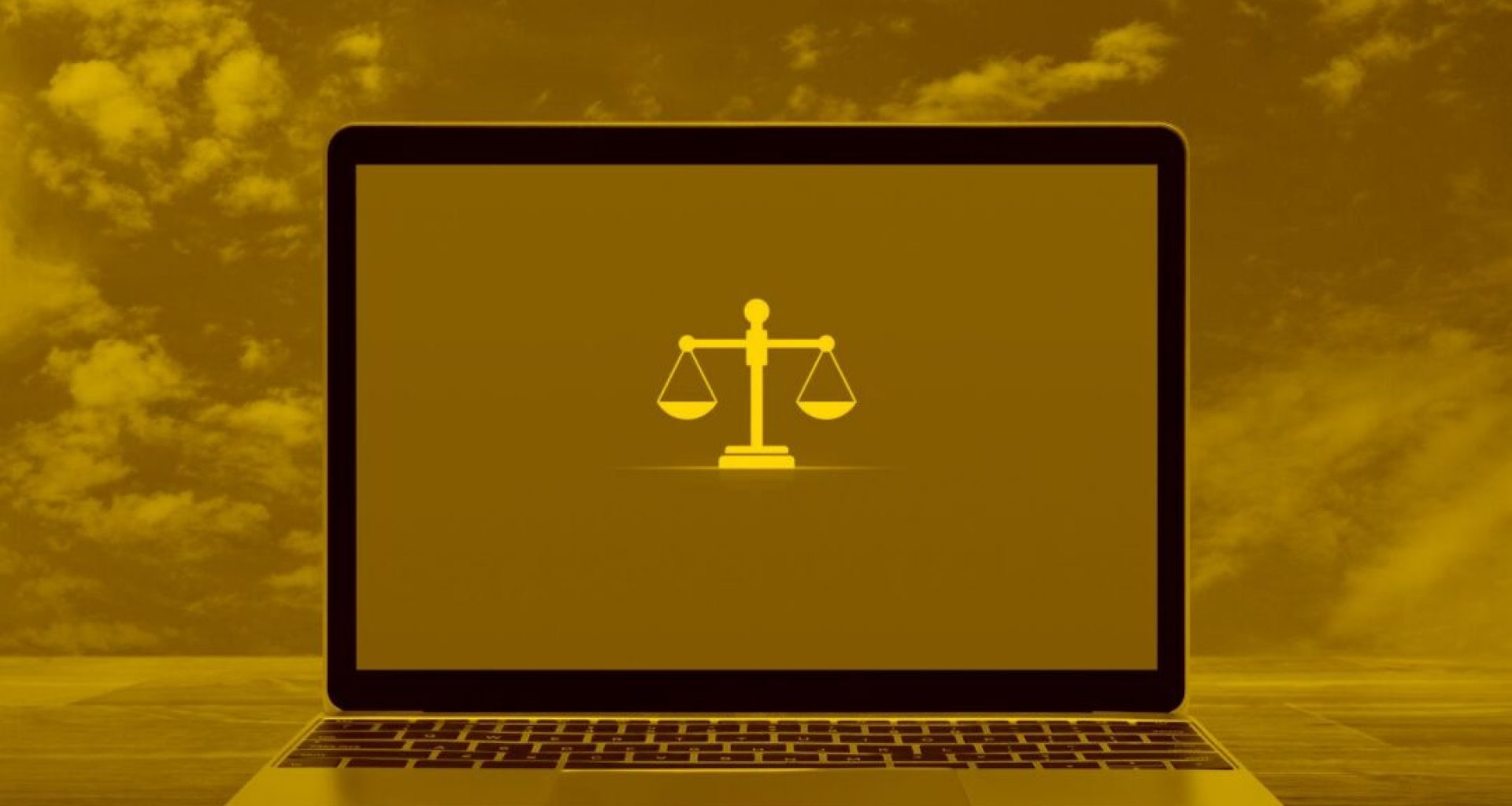 Gesetzte DSGVO auf einem Laptop in der cloud